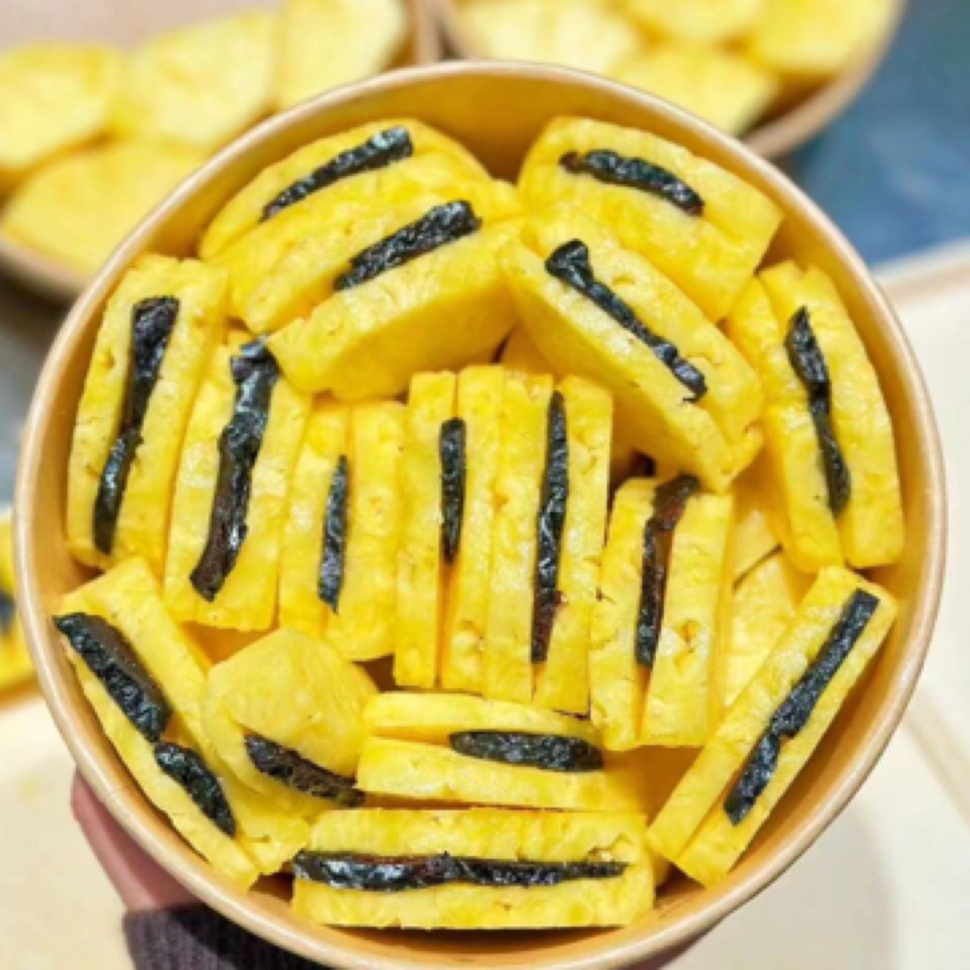 凤梨夹乌梅*盒