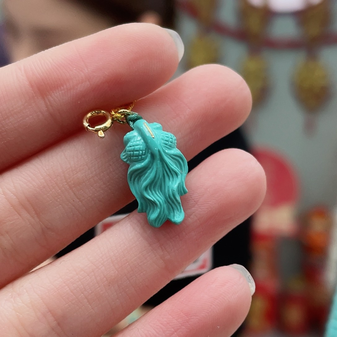 绿松石颈饰未镶嵌