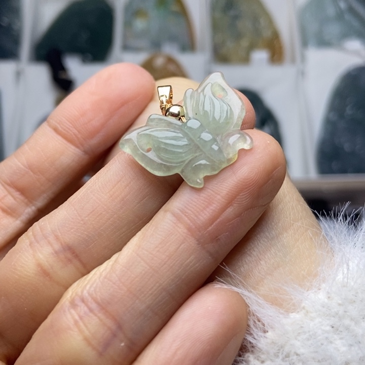 翡翠未镶嵌挂件翡翠