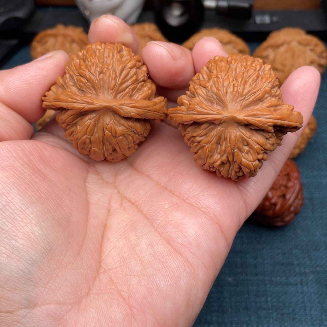 文玩核桃把件全品平谷四座楼44