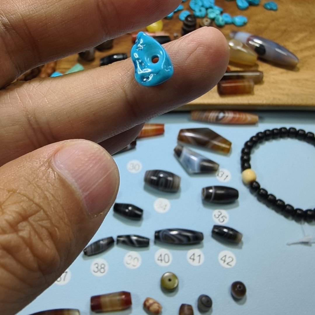 晴***朗玛瑙/玉髓未镶嵌天然原矿玛瑙