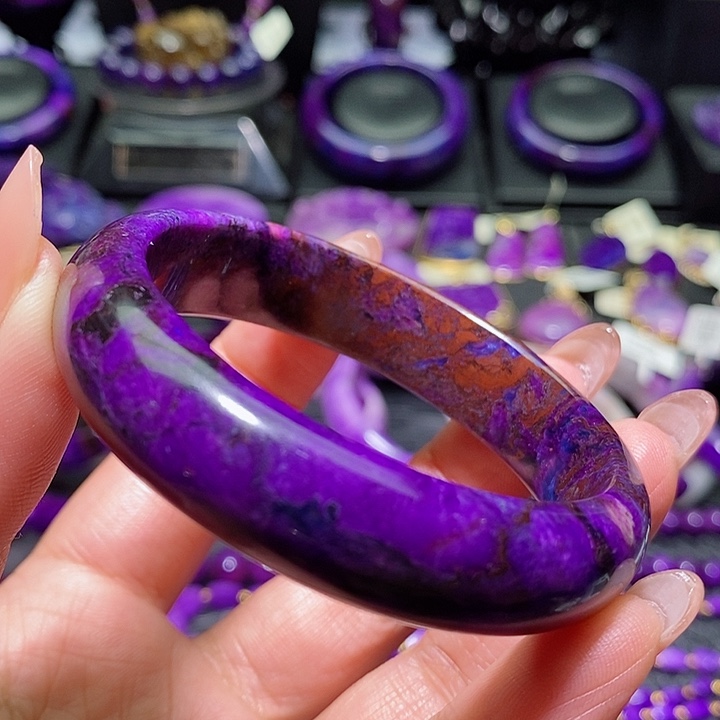 苏纪石（舒俱来）手镯未镶嵌