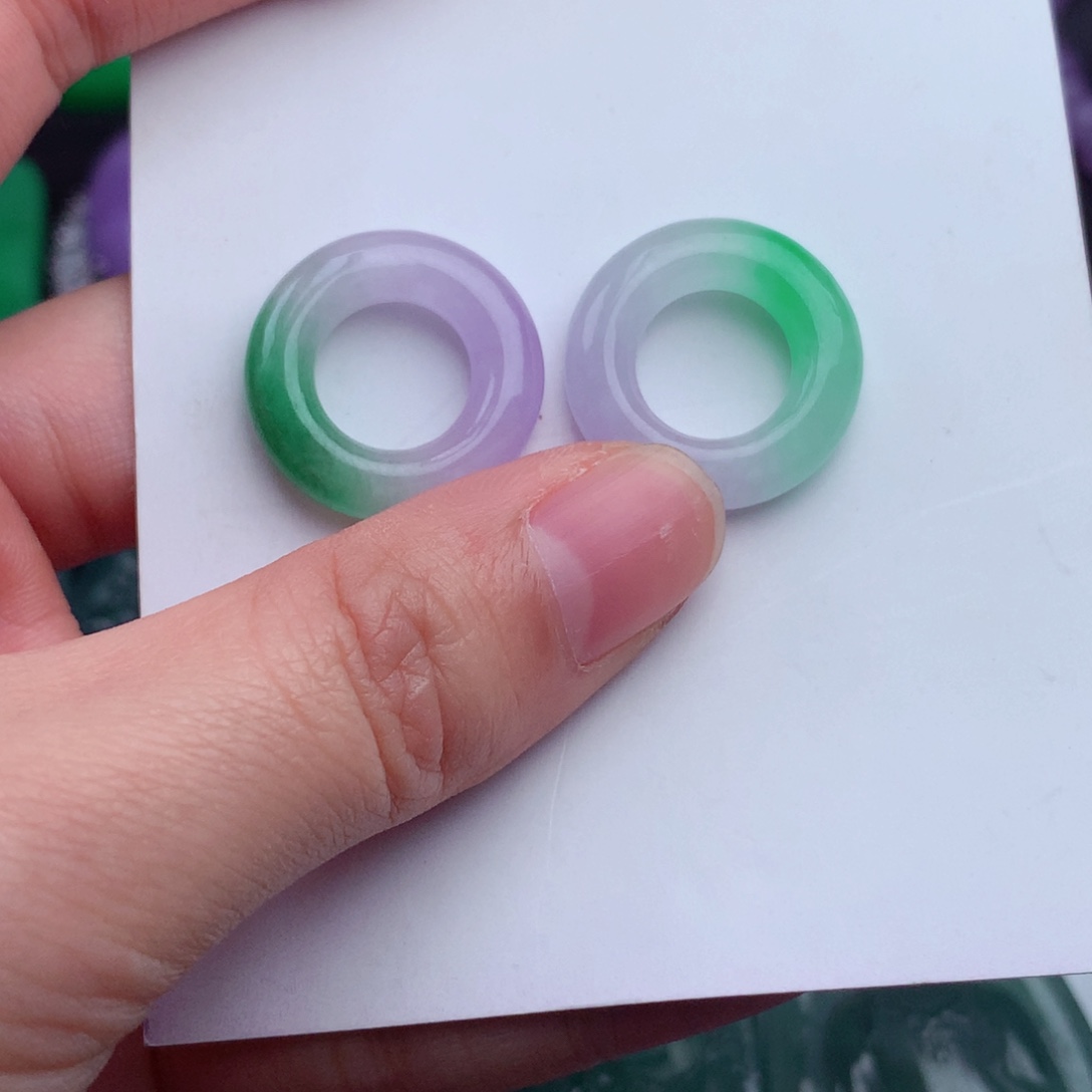 翡翠未镶嵌颈饰多样性发货其一天然a货挂件