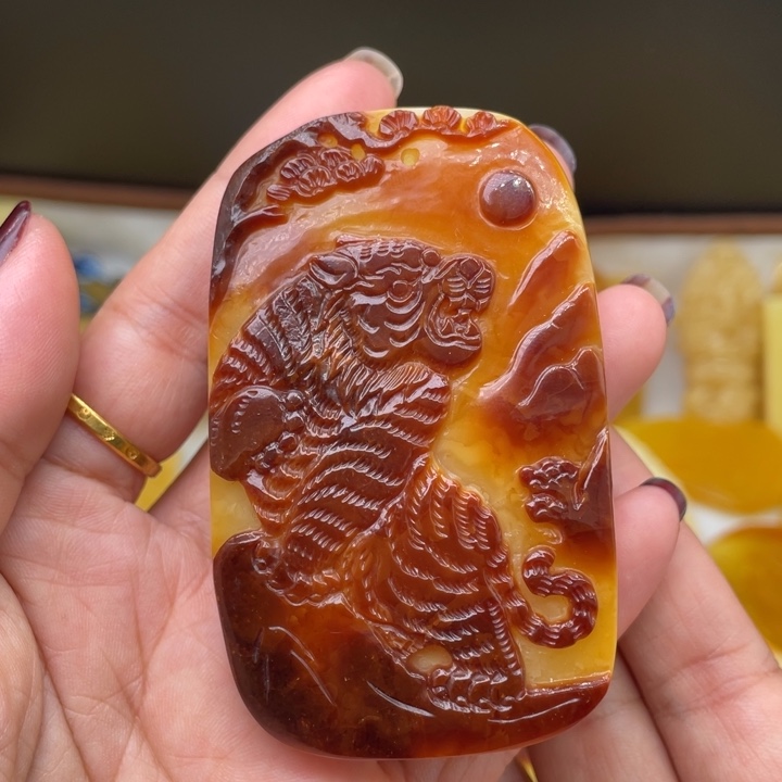 琥珀吊坠(不含链)未镶嵌