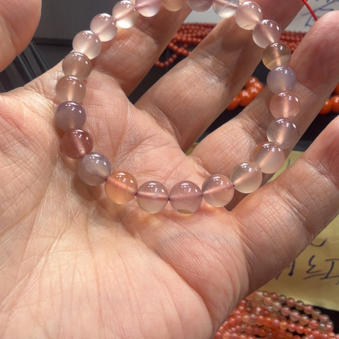 昕***颖南红玛瑙未镶嵌手串