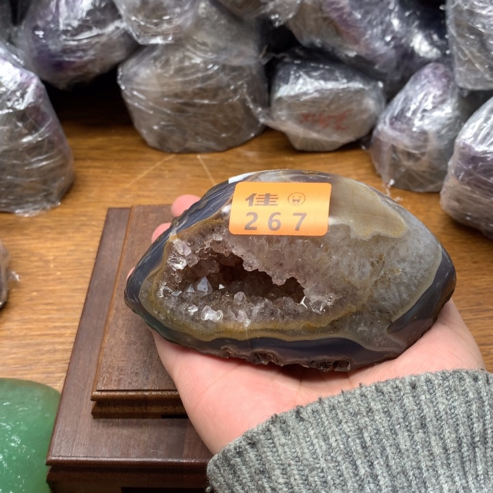 水晶大型摆件（非配饰）未镶嵌