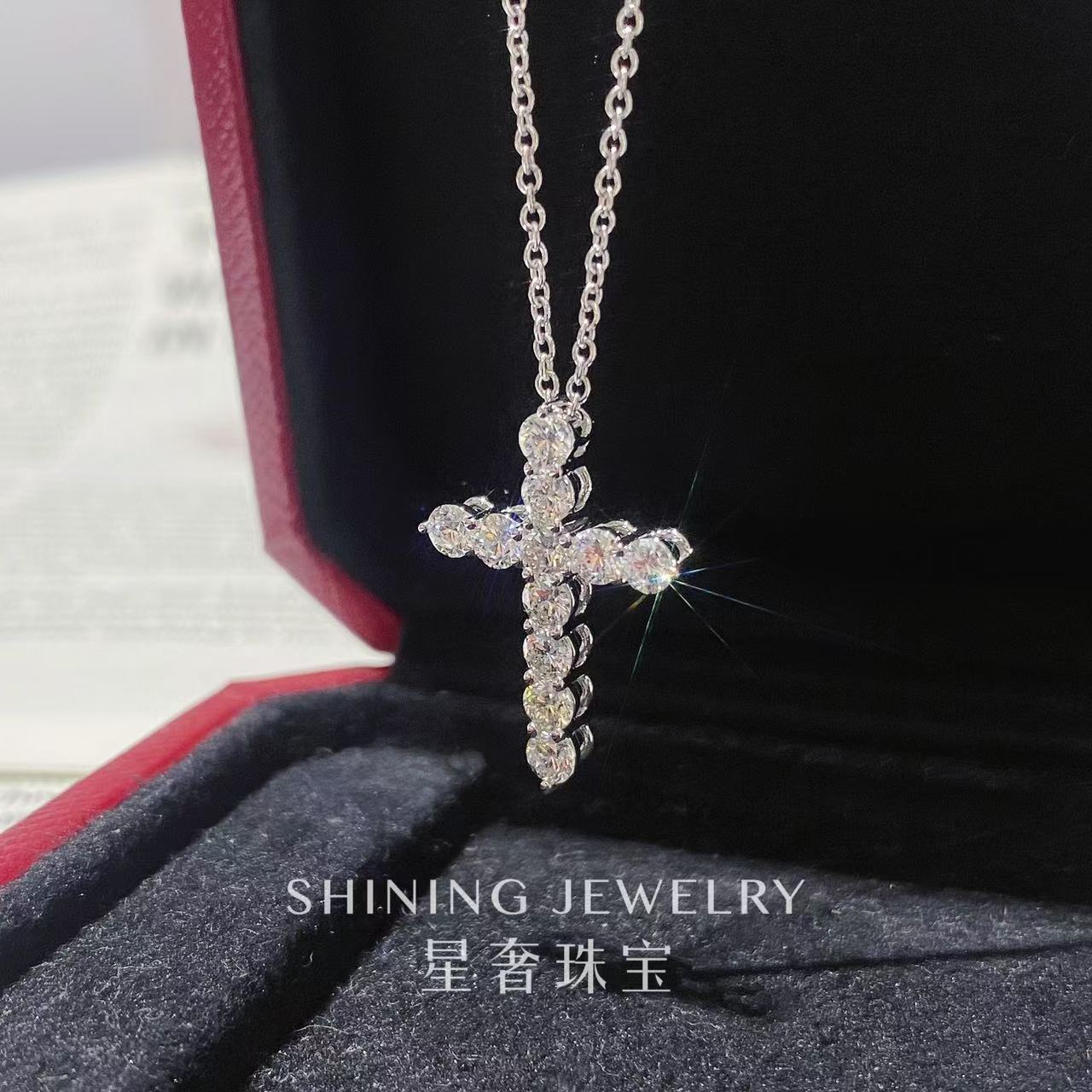 【星奢珠宝】18k金十字架满钻钻石项链天然真钻轻奢时尚百搭个性