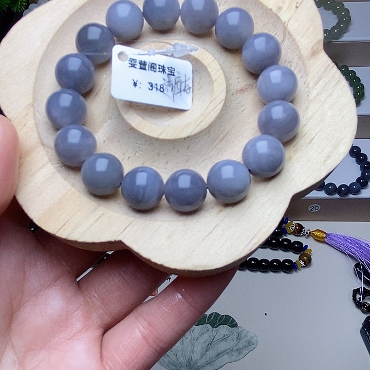 和田玉未镶嵌手串