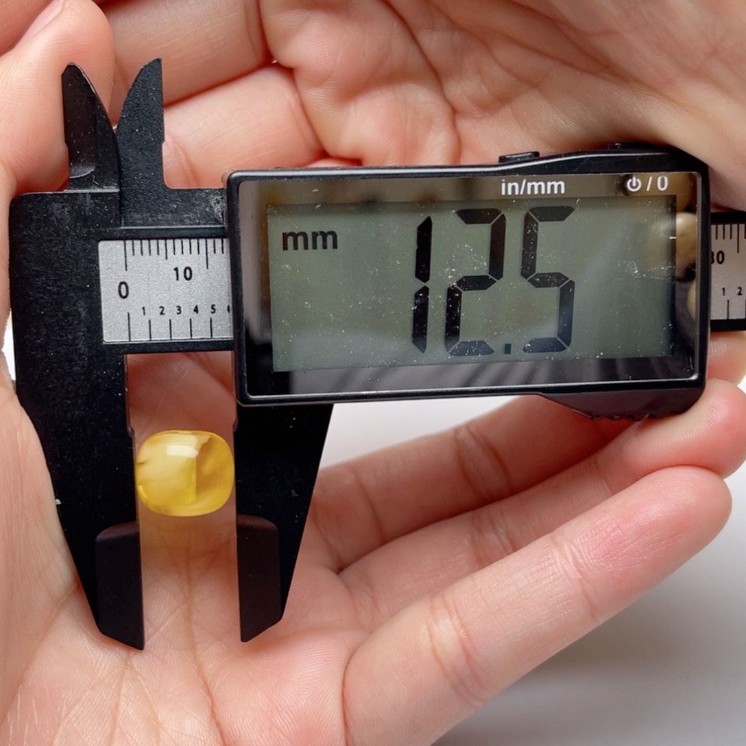 蜜蜡裸石未镶嵌老型梦