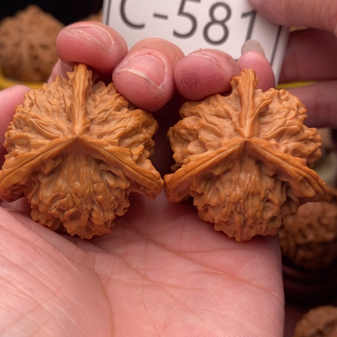 文玩核桃把件正奔39