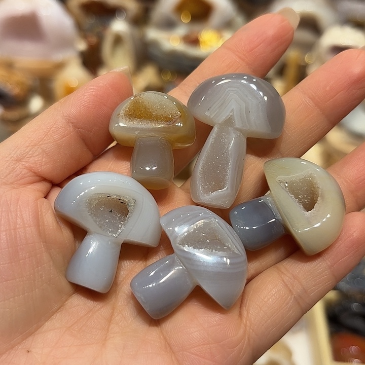 玛瑙/玉髓未镶嵌水晶福利不退换