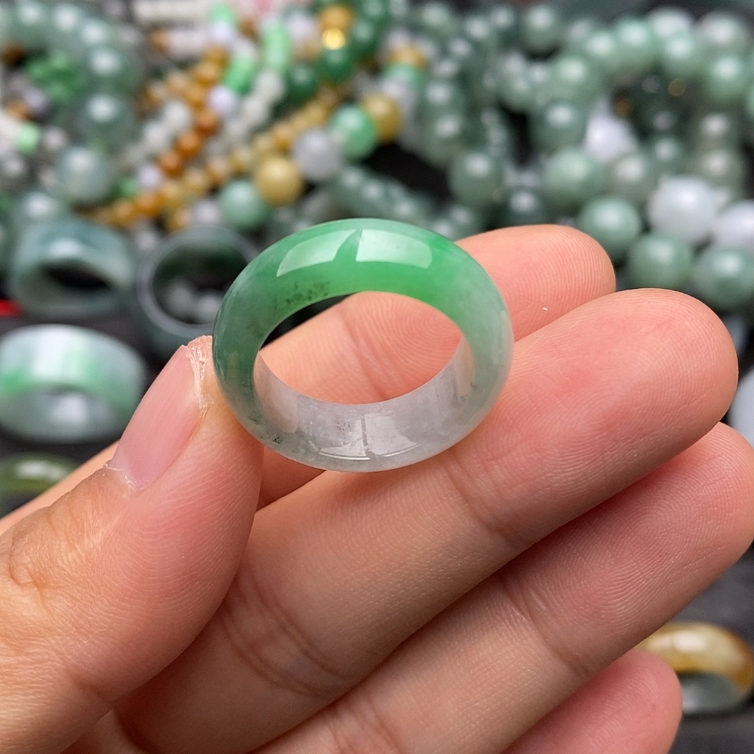定制翡翠未镶嵌15圈