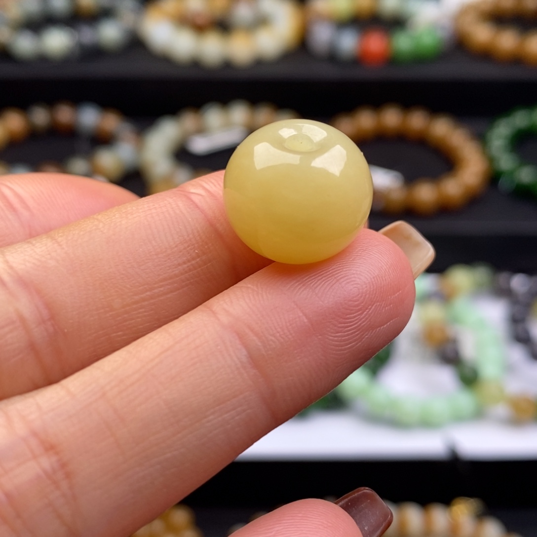 和田玉未镶嵌手串