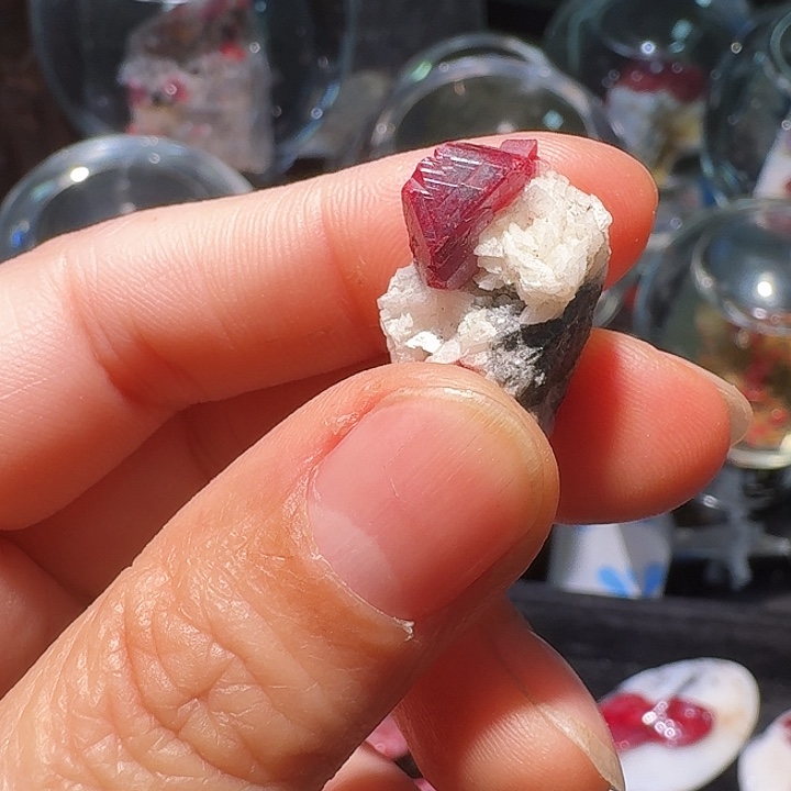 夜***魅天然辰砂天然朱砂原矿石