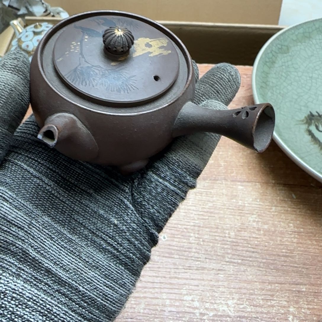 茶宠一*斋青云村以经济为支柱带动