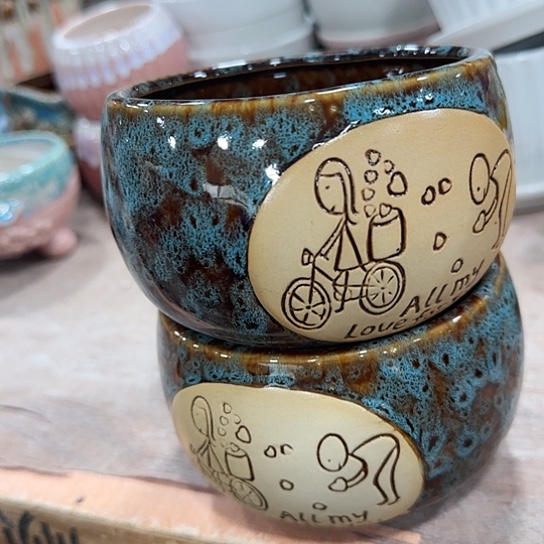 有孔！！有问题问客服，满9元包邮