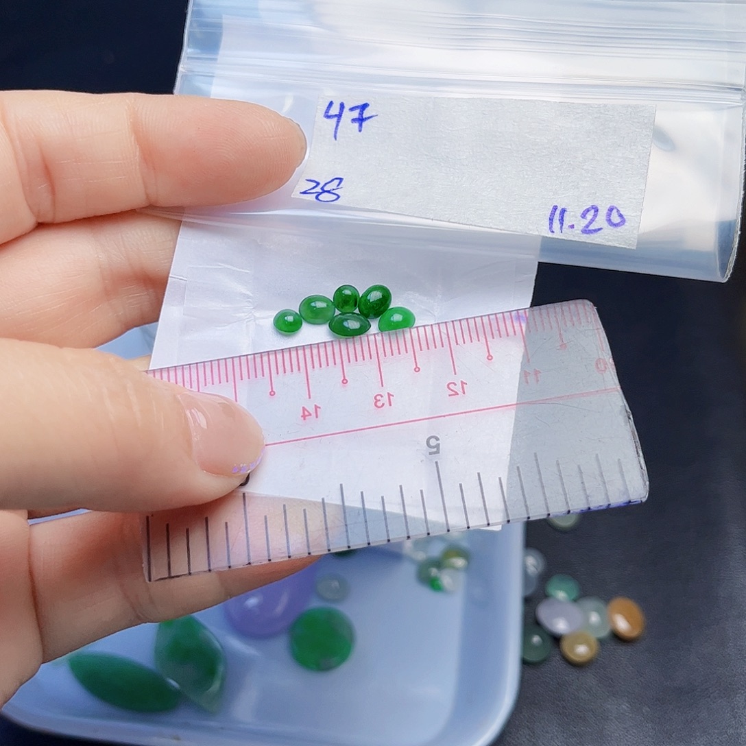 定制翡翠未镶嵌不退