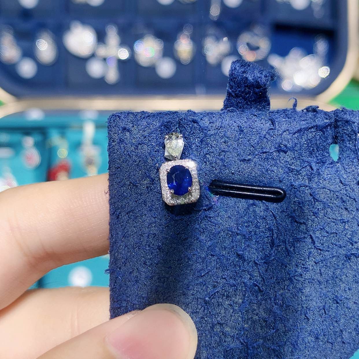 【闪购商品】吊坠(不含链)蓝宝石铂Pt850镶嵌