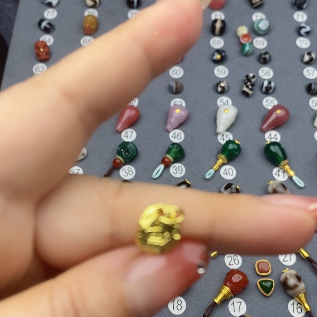 玛瑙/玉髓饰品合金