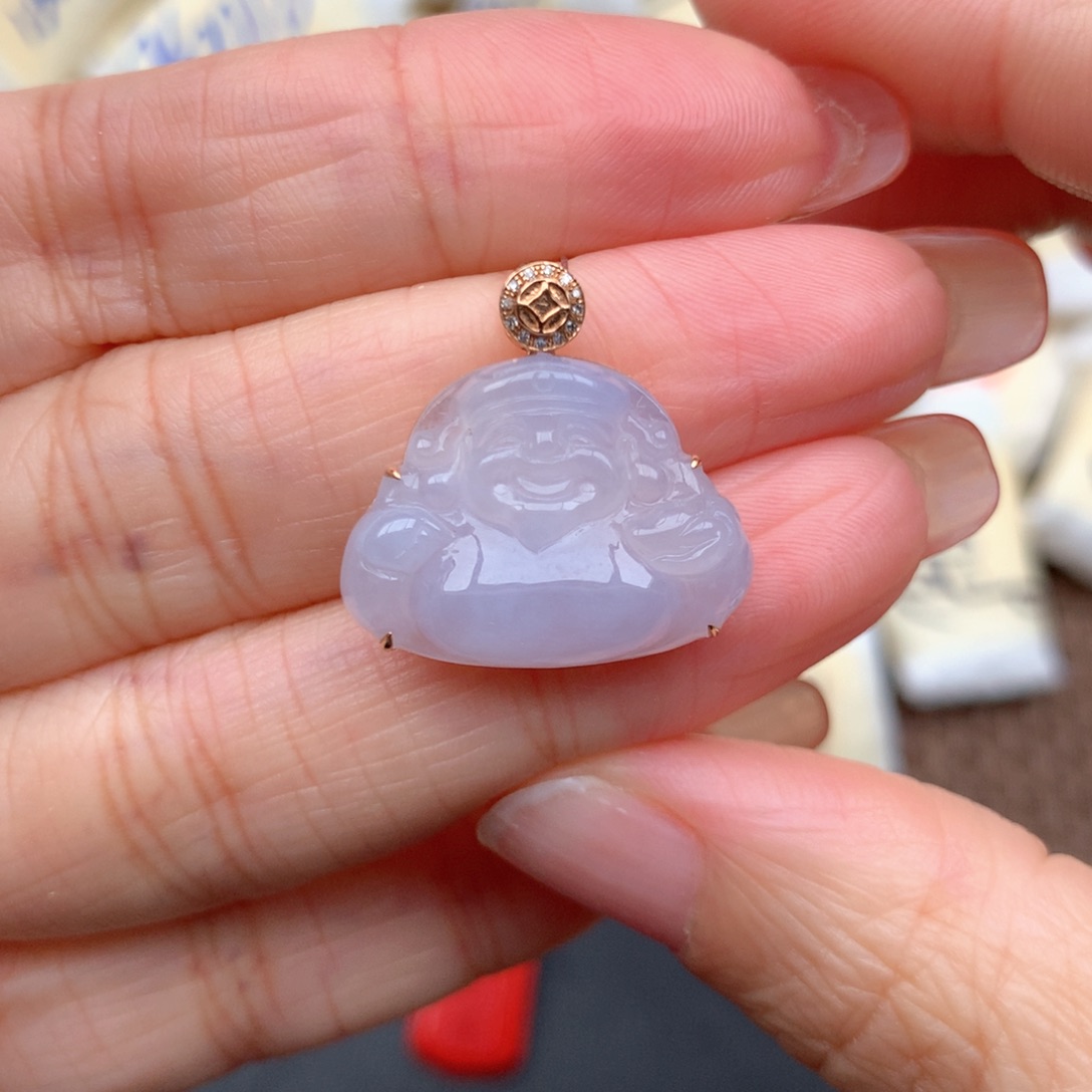 18K金镶嵌挂件翡翠