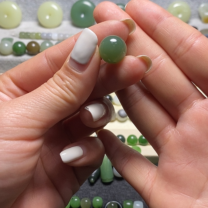 和田玉（碧玉）手链未镶嵌大*