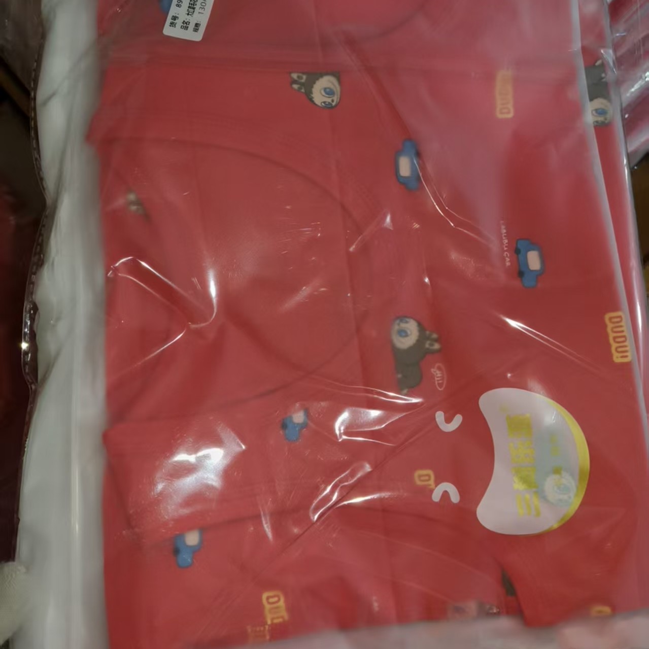 红色莱卡棉儿童新年喜庆无袖背心