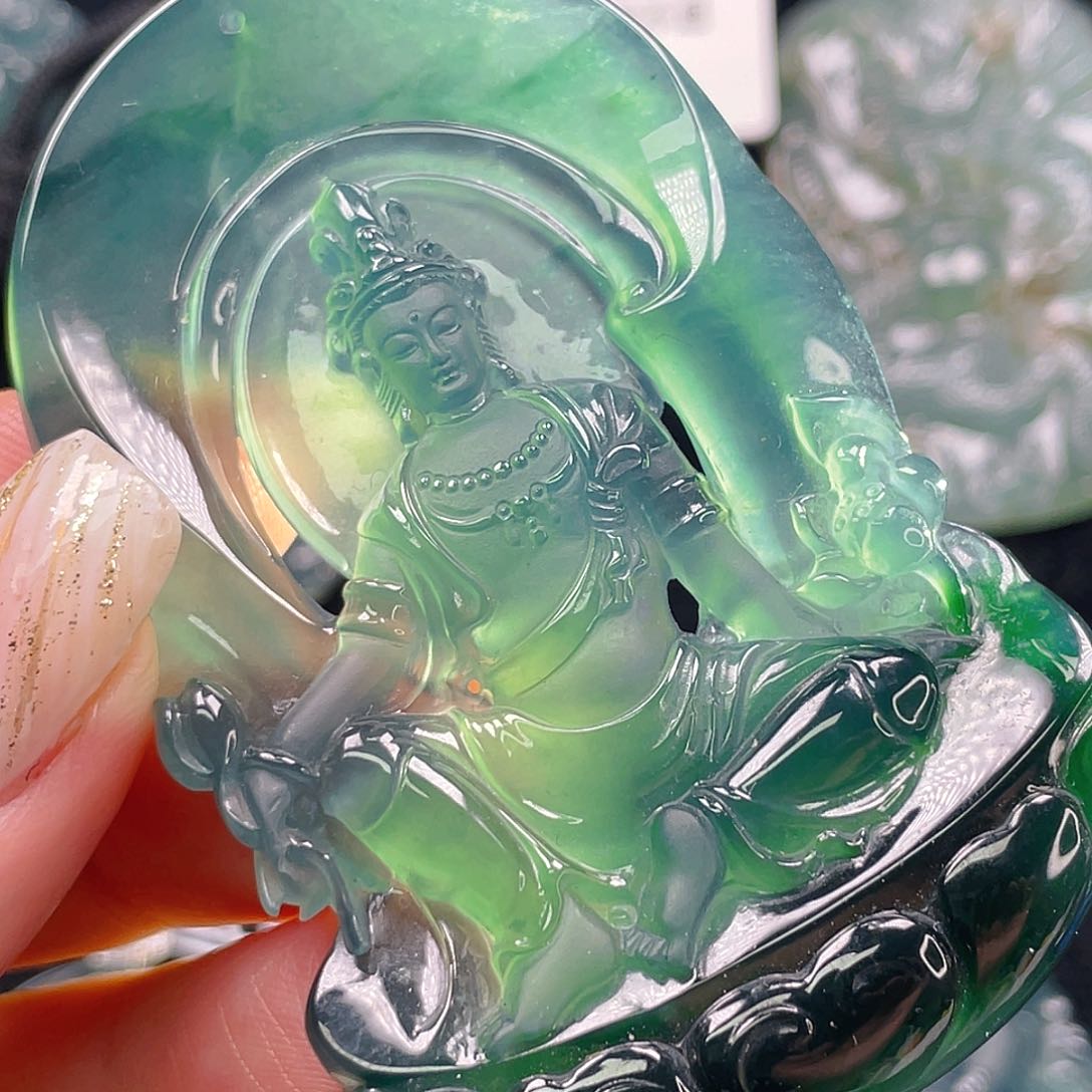 颈饰未镶嵌翡翠3，