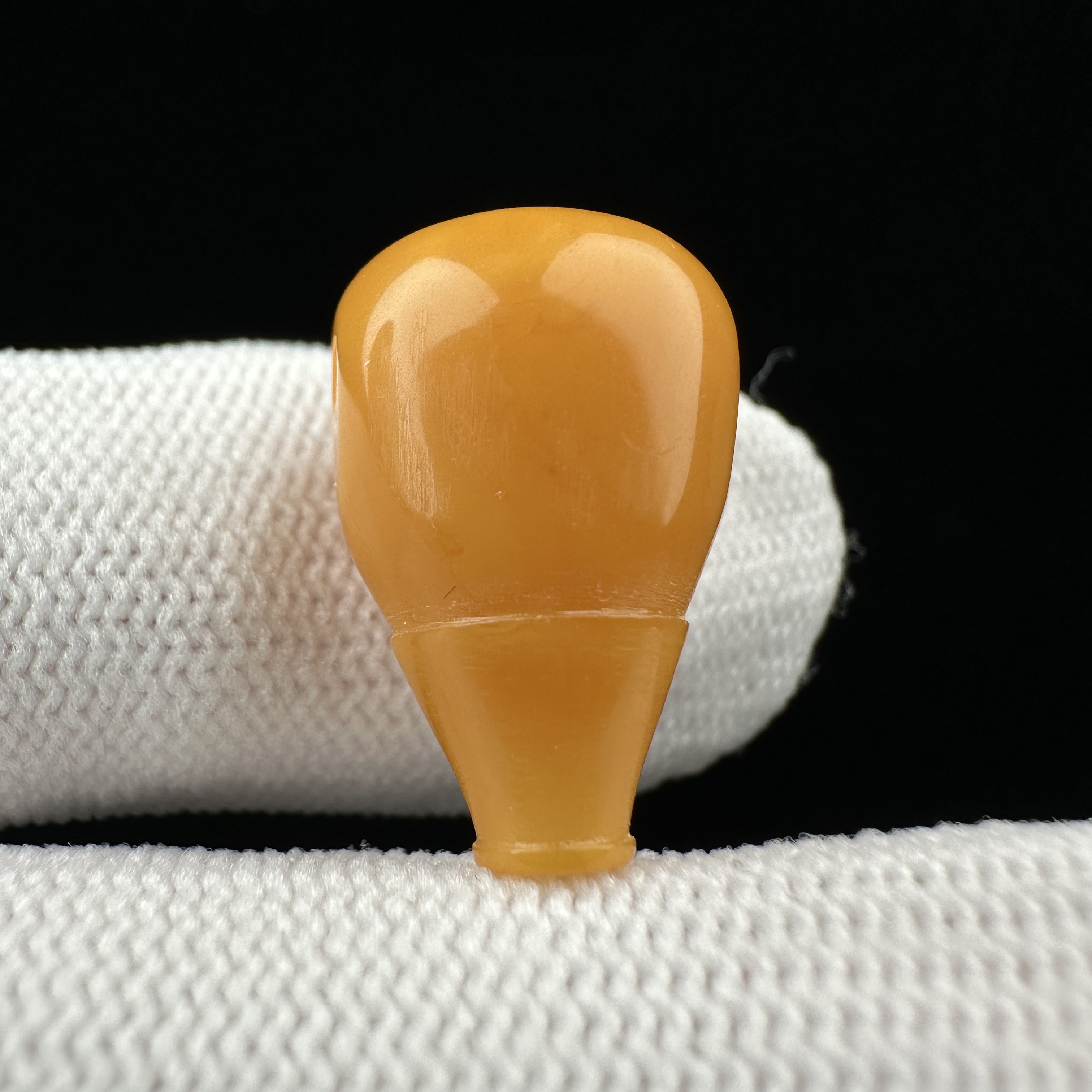 Z7055天然原矿蜜蜡 三通12*19mm支持复检 假一罚十