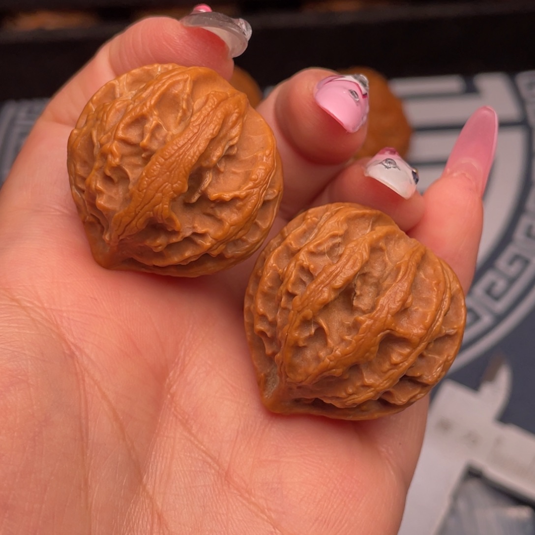 文玩核桃把件30号车