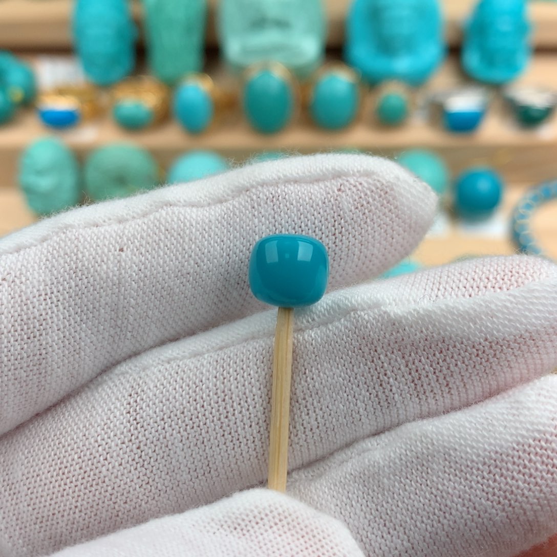 绿松石珠宝奇石未镶嵌8.3-7.5mm