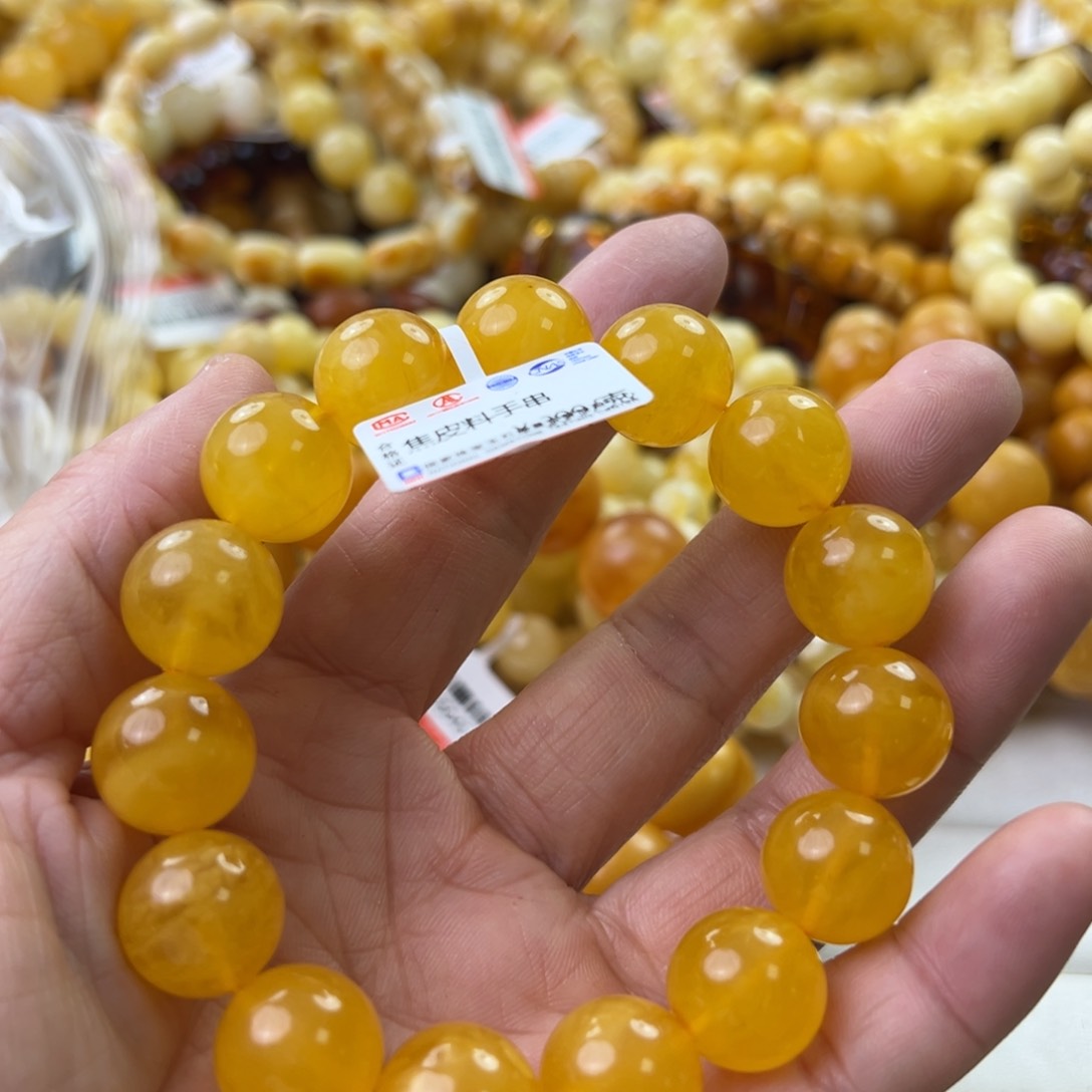 琥珀珠宝奇石未镶嵌