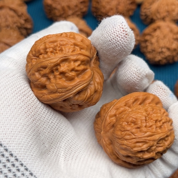 泽***哥42大元宝 文玩核桃