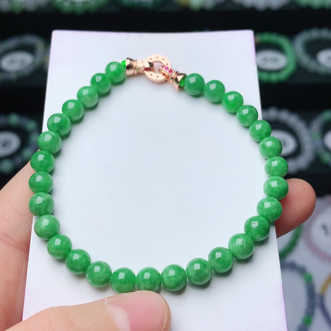 翡翠手链未镶嵌翡翠