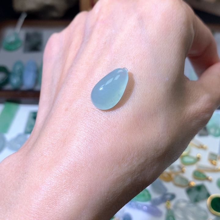 翡翠颈饰未镶嵌福瓜