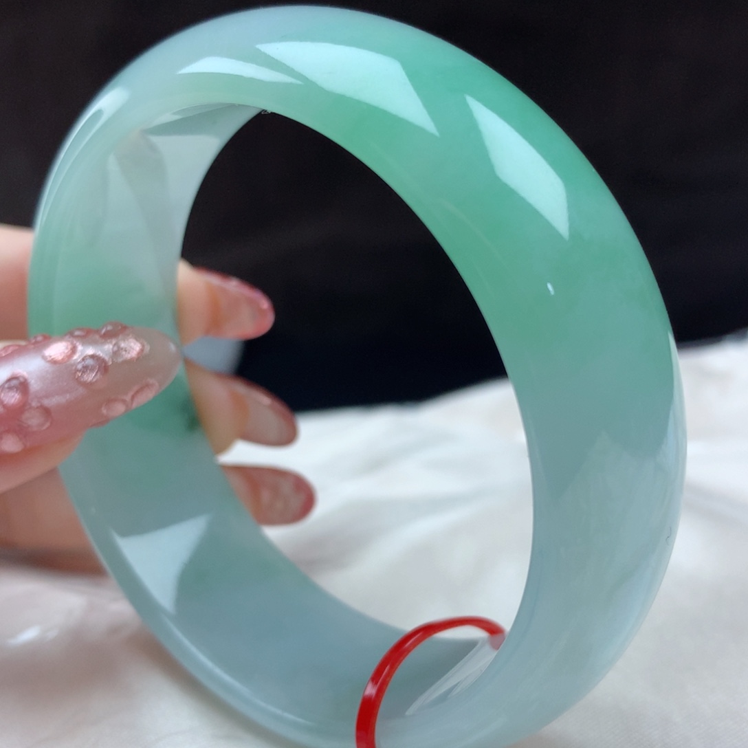 未镶嵌手镯翡翠97106，