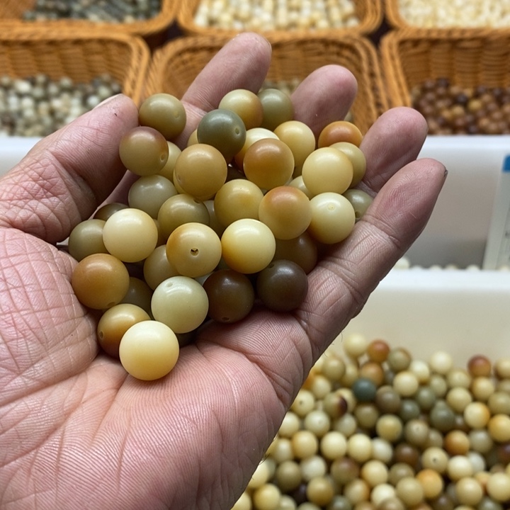 白玉菩提吊坠12青提炭烤圆珠120颗