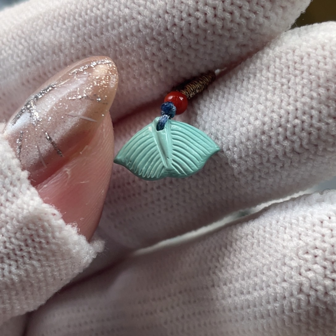 绿松石未镶嵌挂件