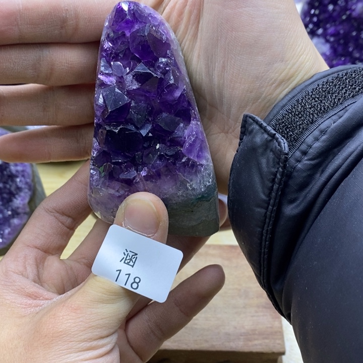 水晶大型摆件（非配饰）未镶嵌