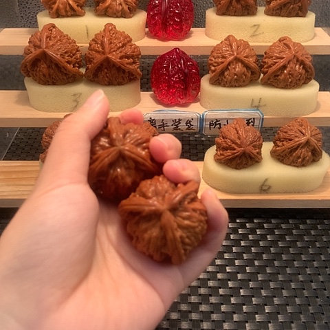 吊坠猴头核桃白狮子