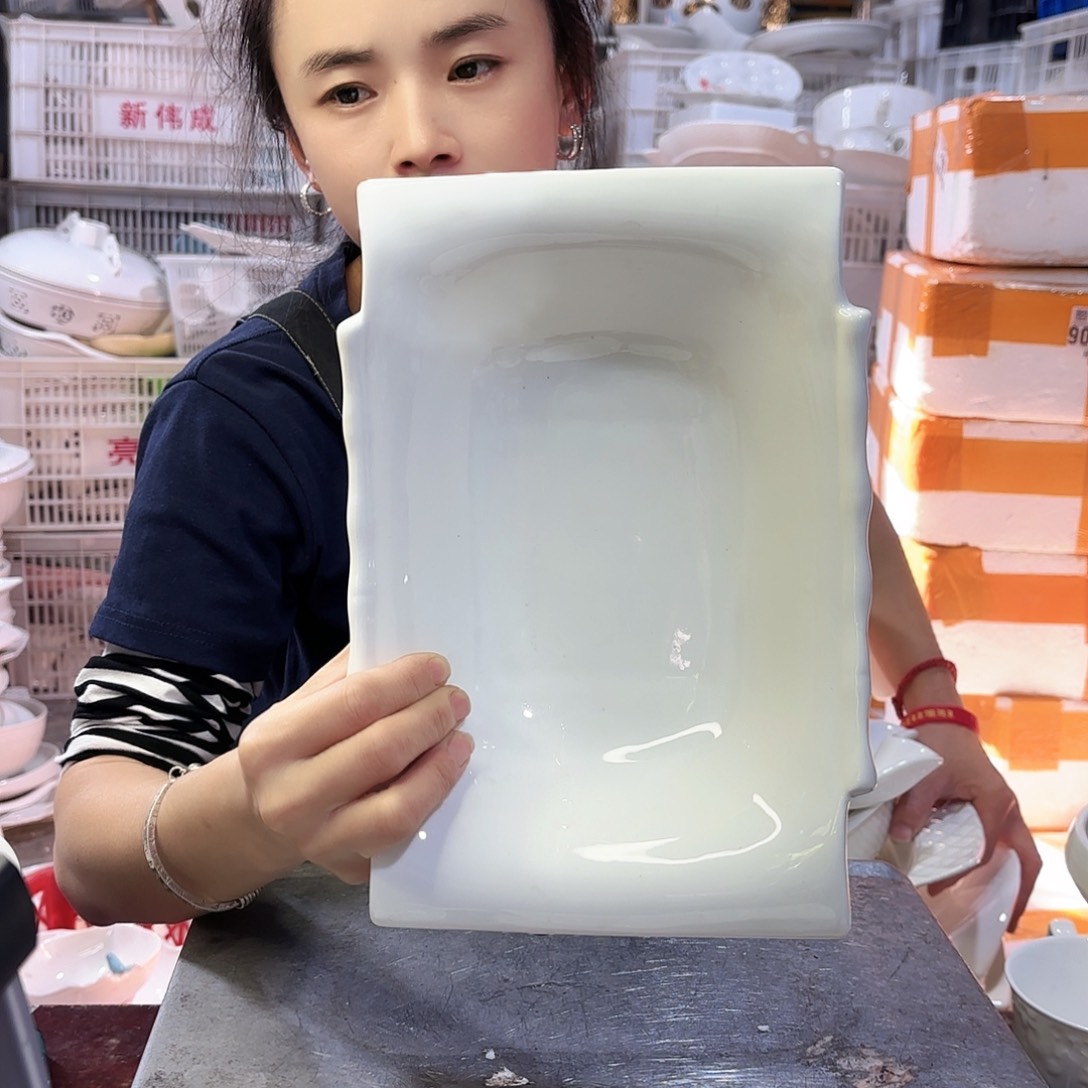 盘微瑕产品………浴缸大号一个