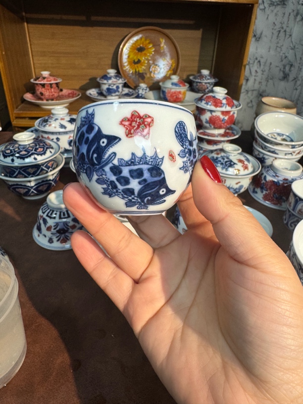 景德镇手工绘青花釉里红桃花鳜鱼蛋杯（超7天无理由售后不退换）