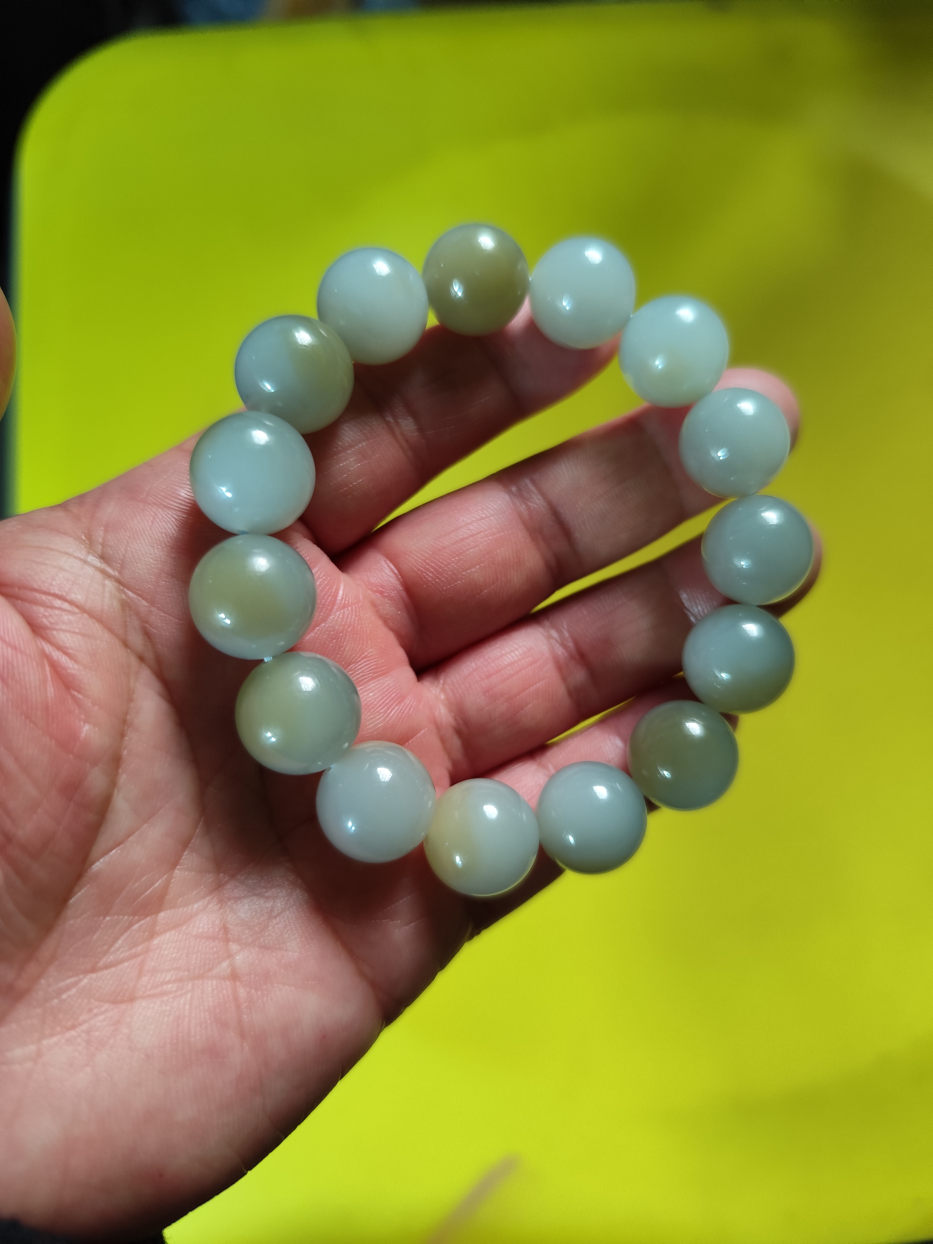 新疆高品质且末天空蓝糖蓝卡14圆珠，细度完美度过眼过灯，无包容