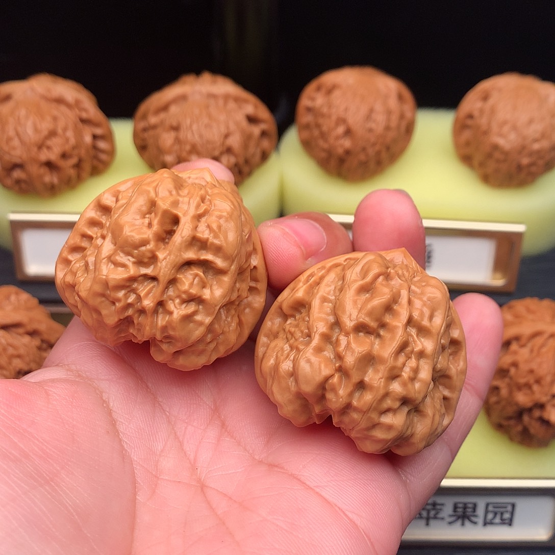 文玩核桃吊坠652号三角蛙38