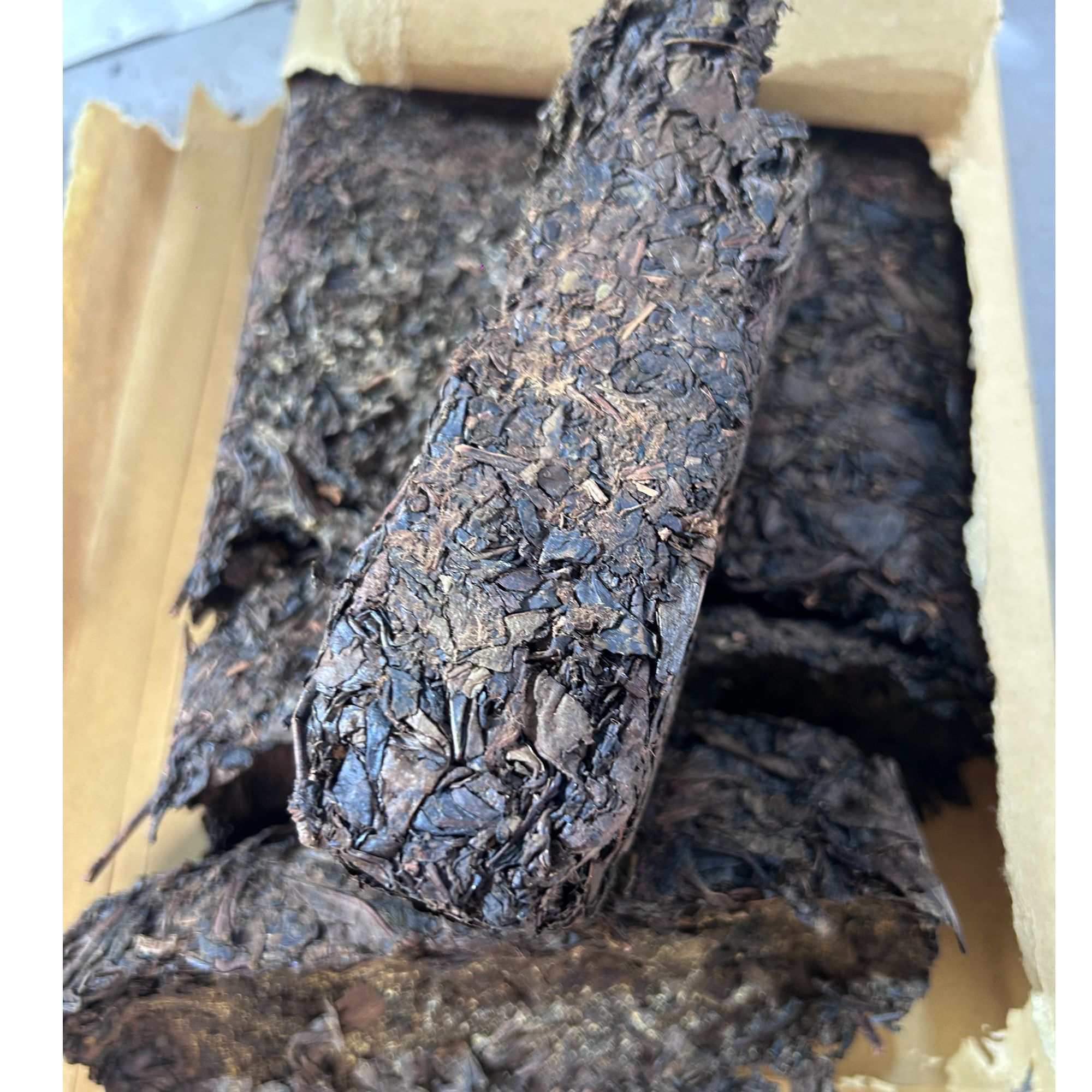 zirun/资润2014年茯摇直上茯砖茶