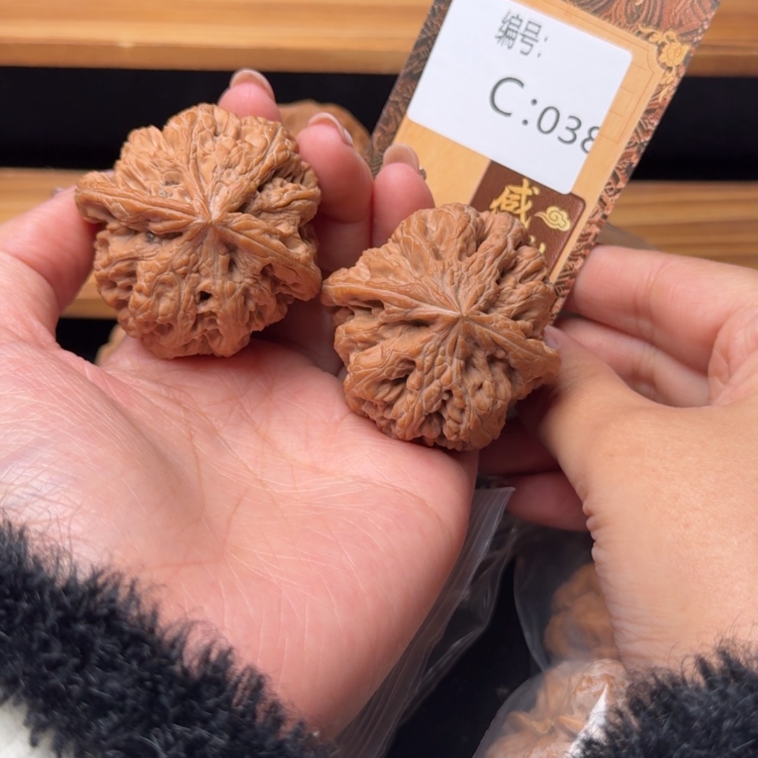 核桃c038粗筋4.7全品