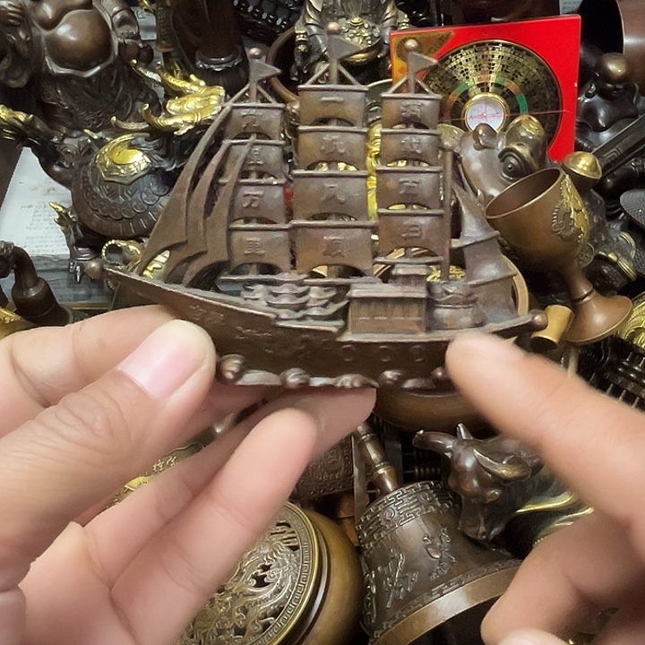 铜器摆件，工艺摆件