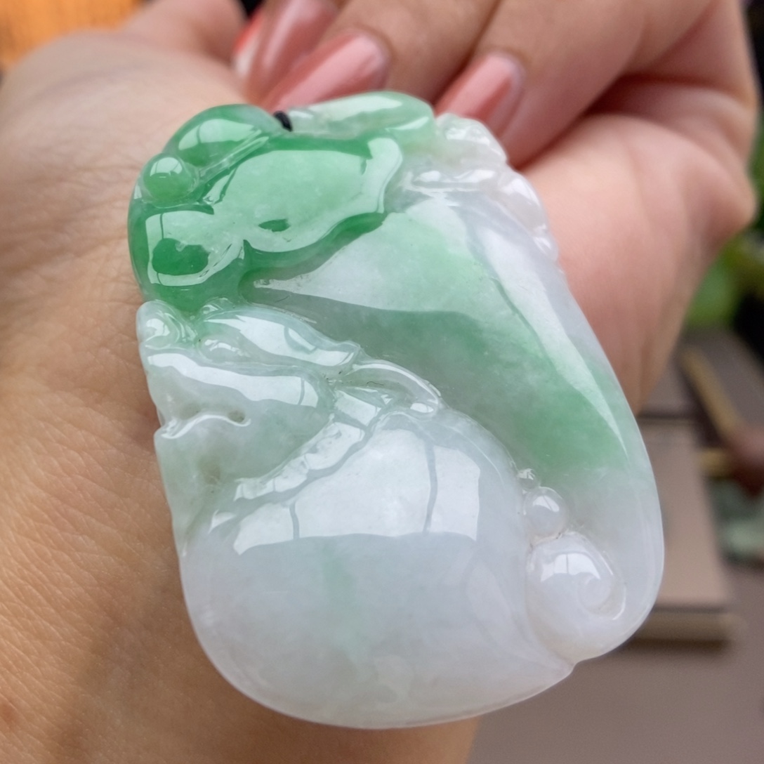 翡翠未镶嵌颈饰吊坠28