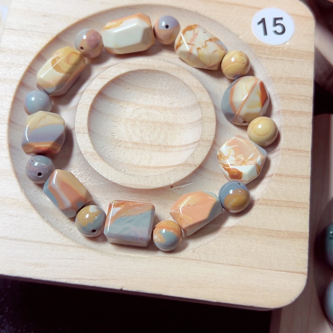 石英质玉手链未镶嵌憨****335