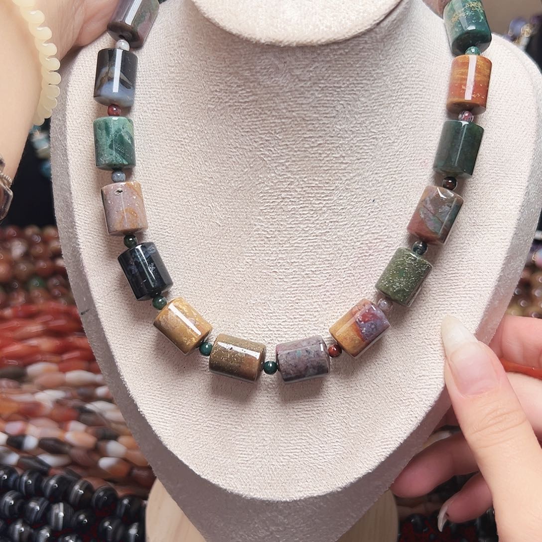 玛瑙/玉髓未镶嵌珠宝半成品r25 12*15m 意境桶珠玛瑙一条