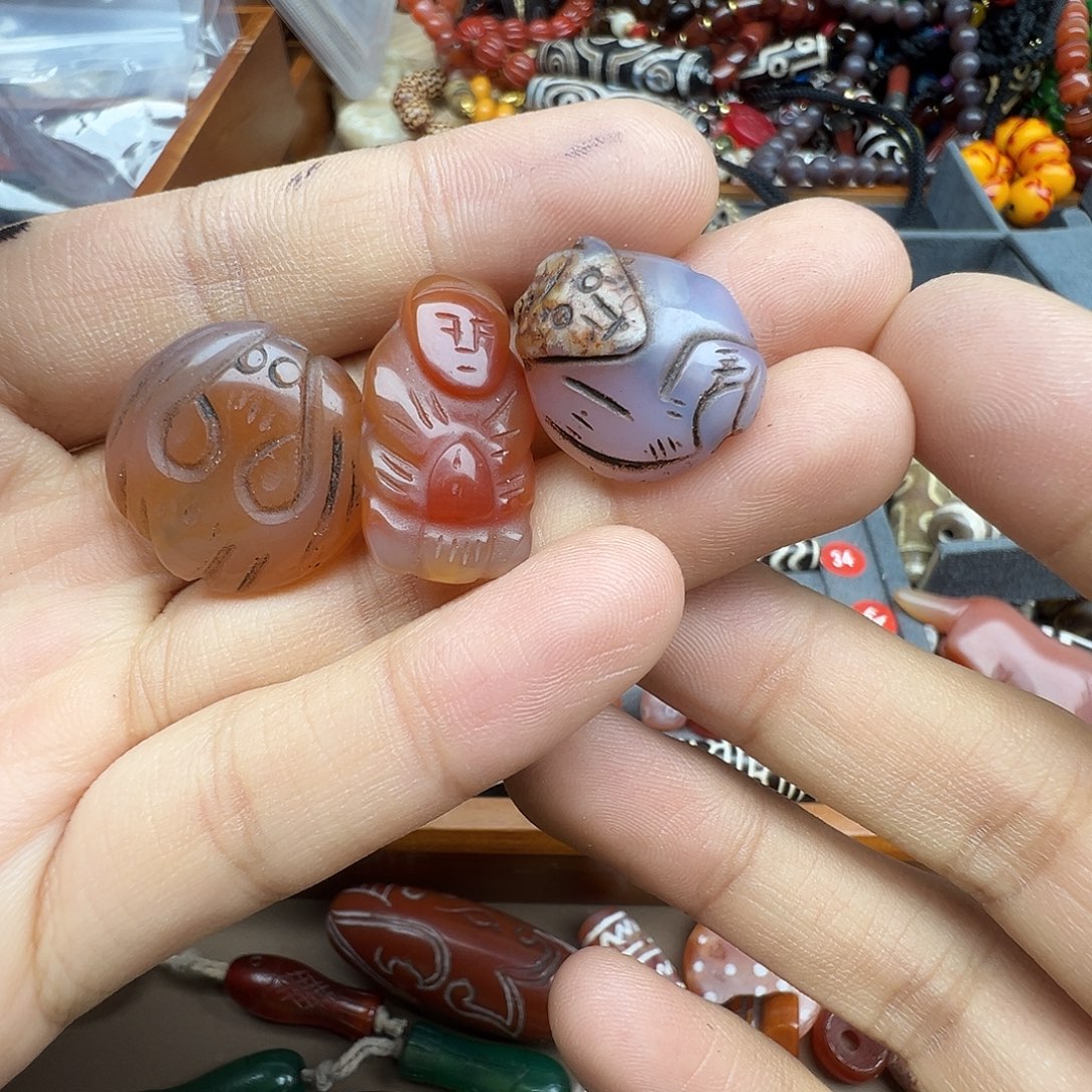 玛瑙/玉髓未镶嵌珠宝半成品